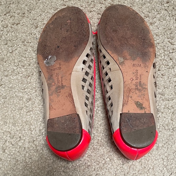 Kate Spade Vibrant Red and Beige Flats - Picture 5 of 9